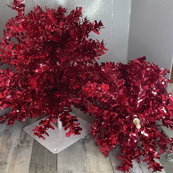 Red tinsel Christmas tree on a white metal base.  Approx 4’ tall. Light weight. - Picture 5 of 8